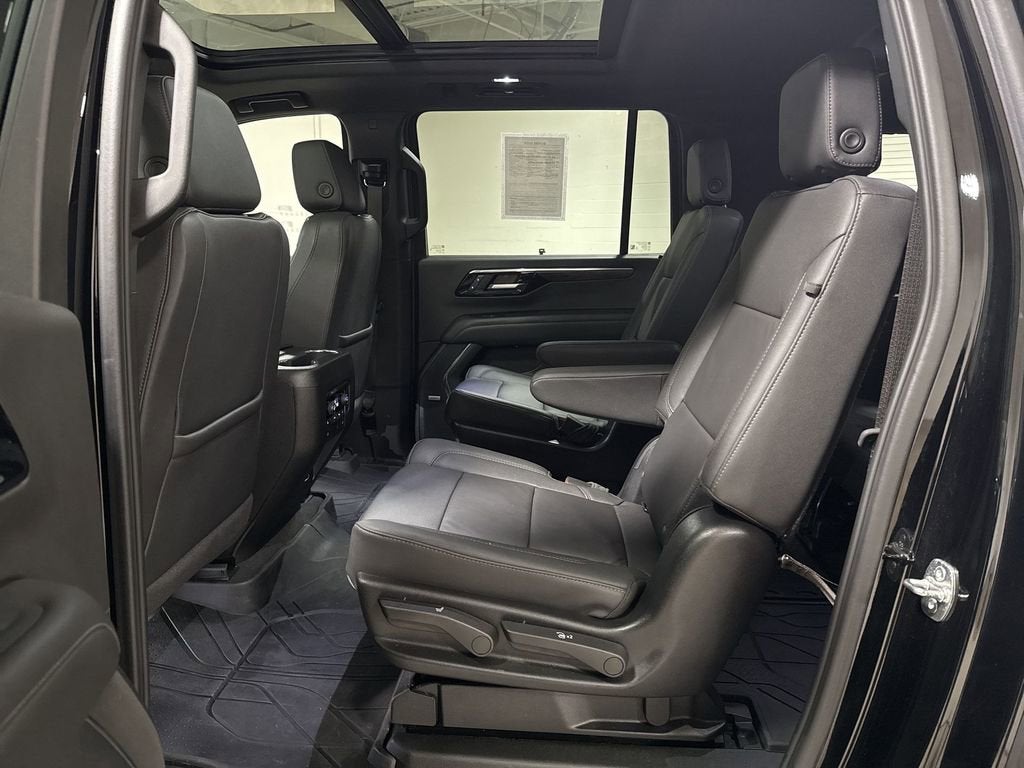 2025 Chevrolet Suburban Z71