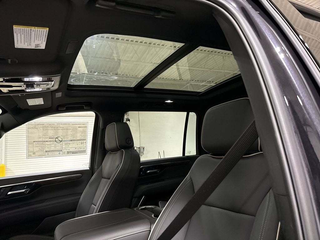 2026 Chevrolet Suburban Premier - Photo 20