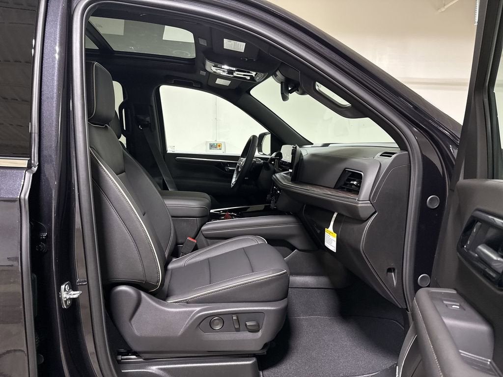 2026 Chevrolet Suburban Premier - Photo 23