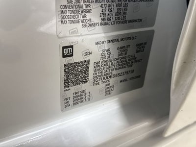 2025 GMC Sierra 1500 SLT