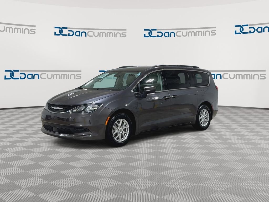 2021 Chrysler Voyager LXI