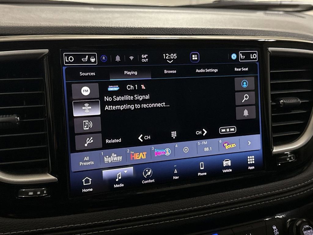 2023 Chrysler Pacifica Touring L