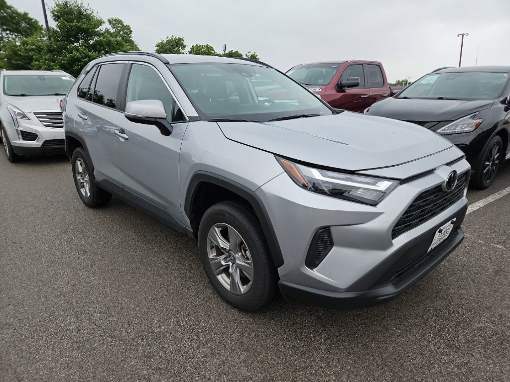 2025 Toyota RAV4 XLE