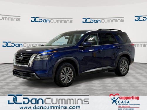 2025 Nissan Pathfinder SV