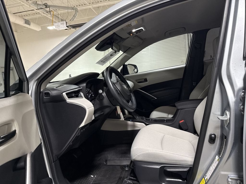 2024 Toyota Corolla Cross L