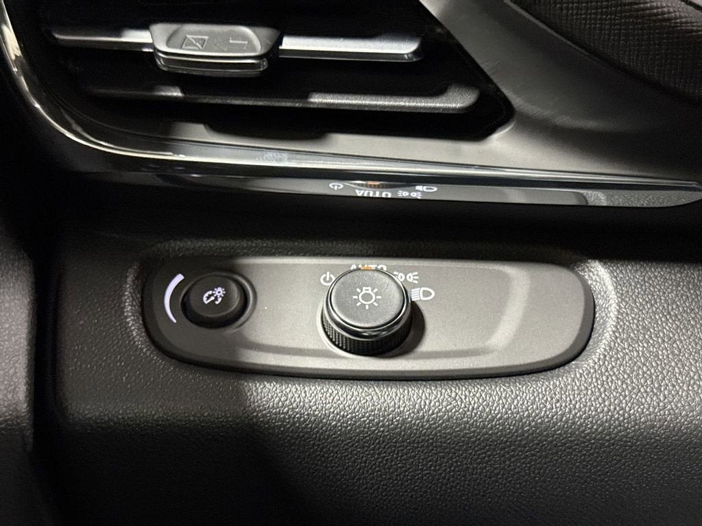 2026 Buick Envista Preferred - Photo 17