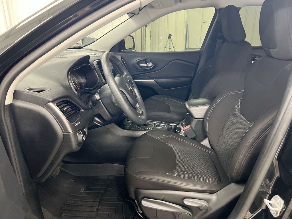 2019 Jeep Cherokee Latitude