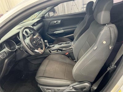 2015 Ford Mustang V6