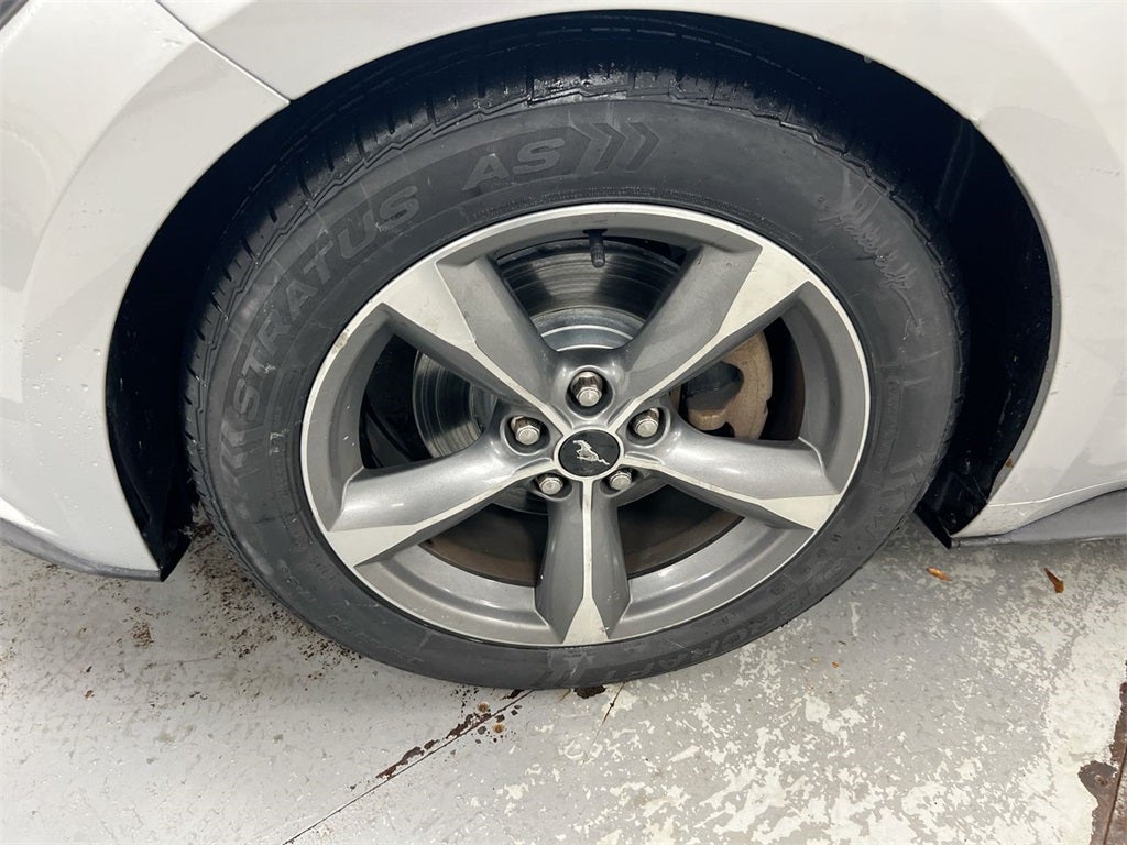 2015 Ford Mustang V6