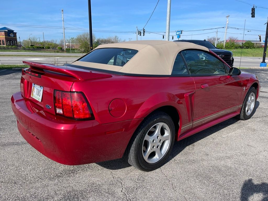2000 Ford Mustang V6