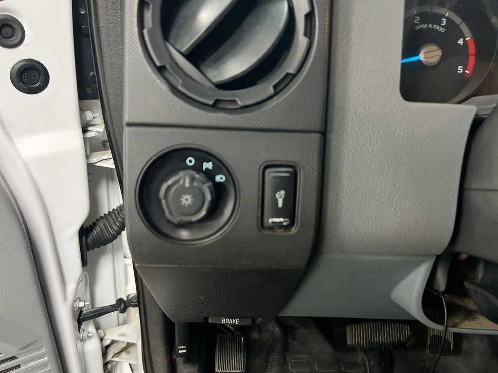 2014 Ford F-550SD XL