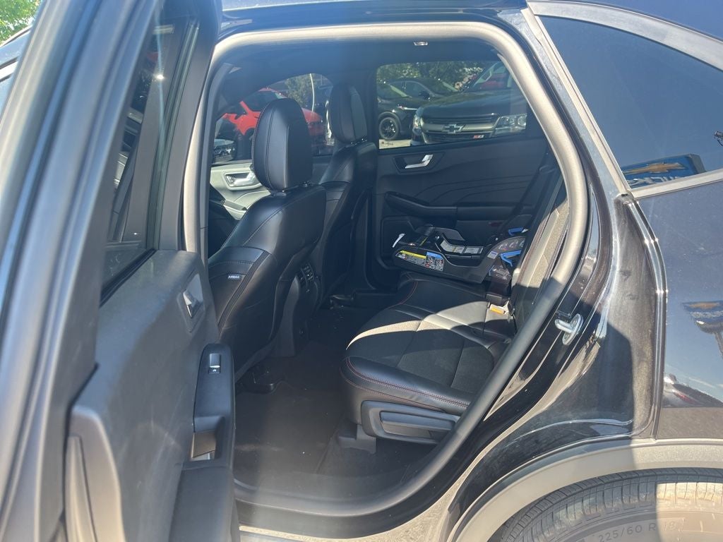 2025 Ford Escape Hybrid ST-Line