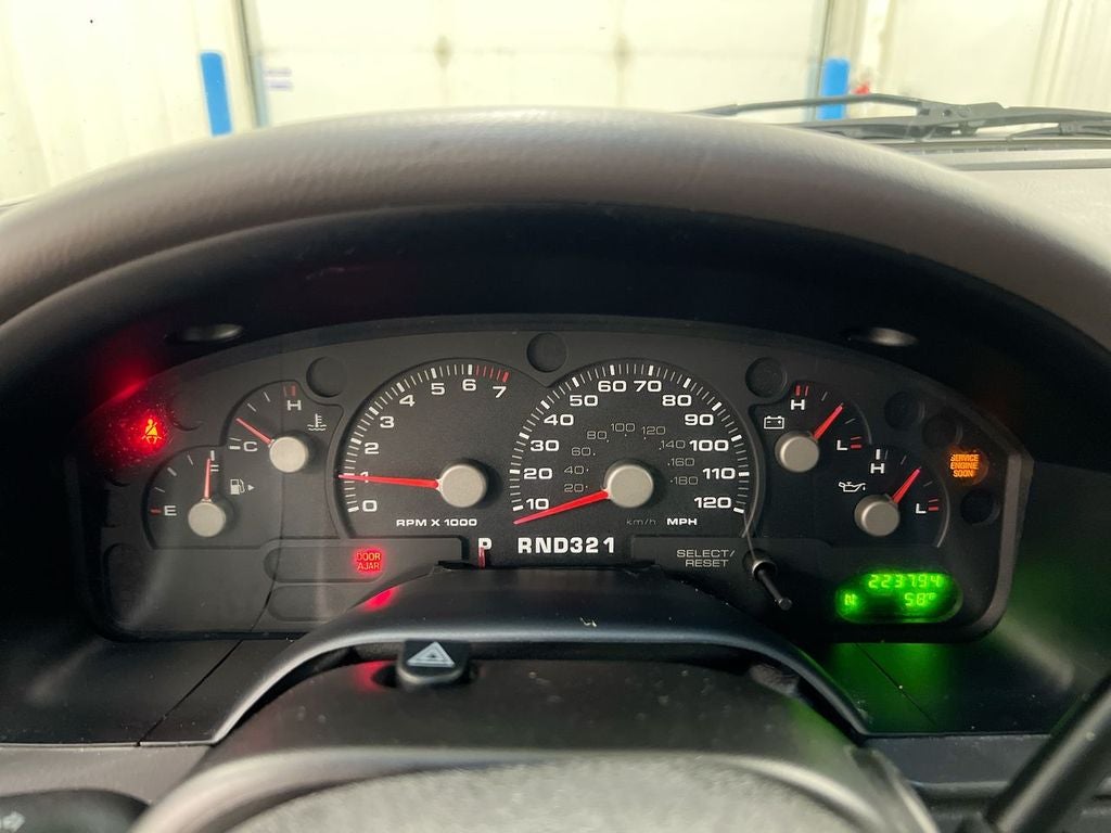 2004 Ford Explorer XLT