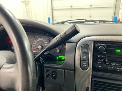 2004 Ford Explorer XLT