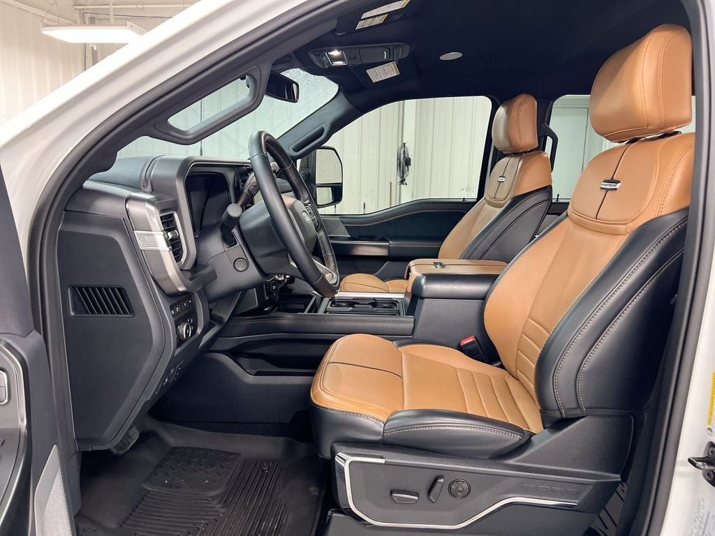 2024 Ford F-350SD Platinum