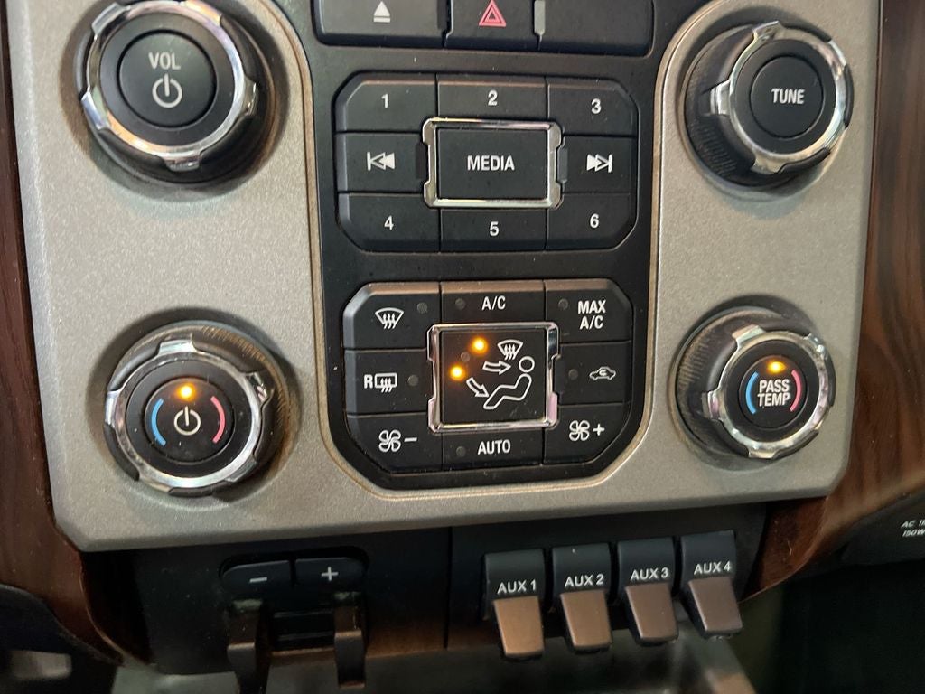 2013 Ford F-350SD Lariat