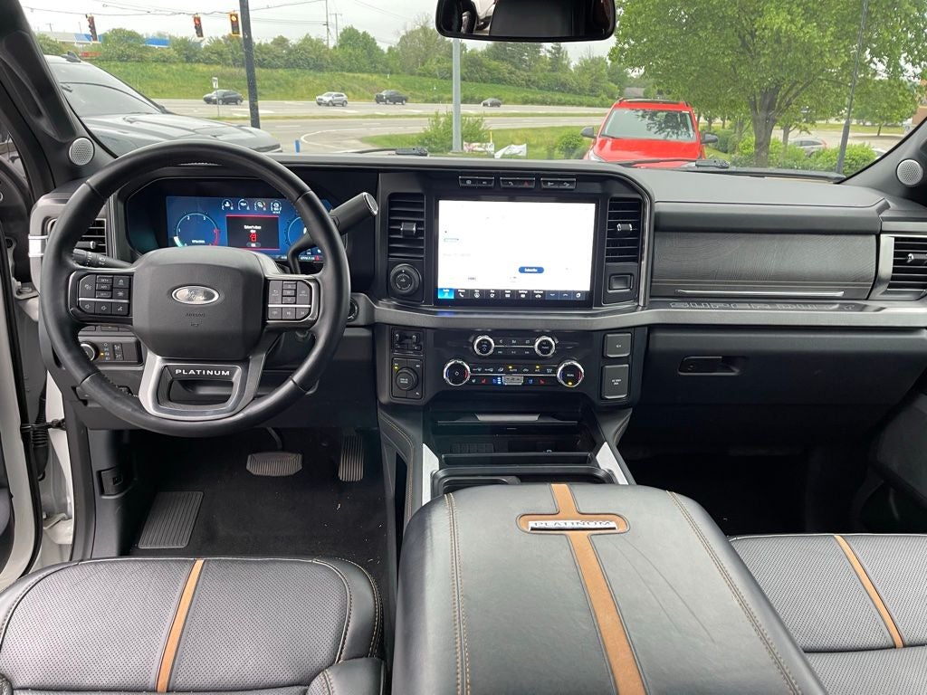 2023 Ford F-450SD Platinum