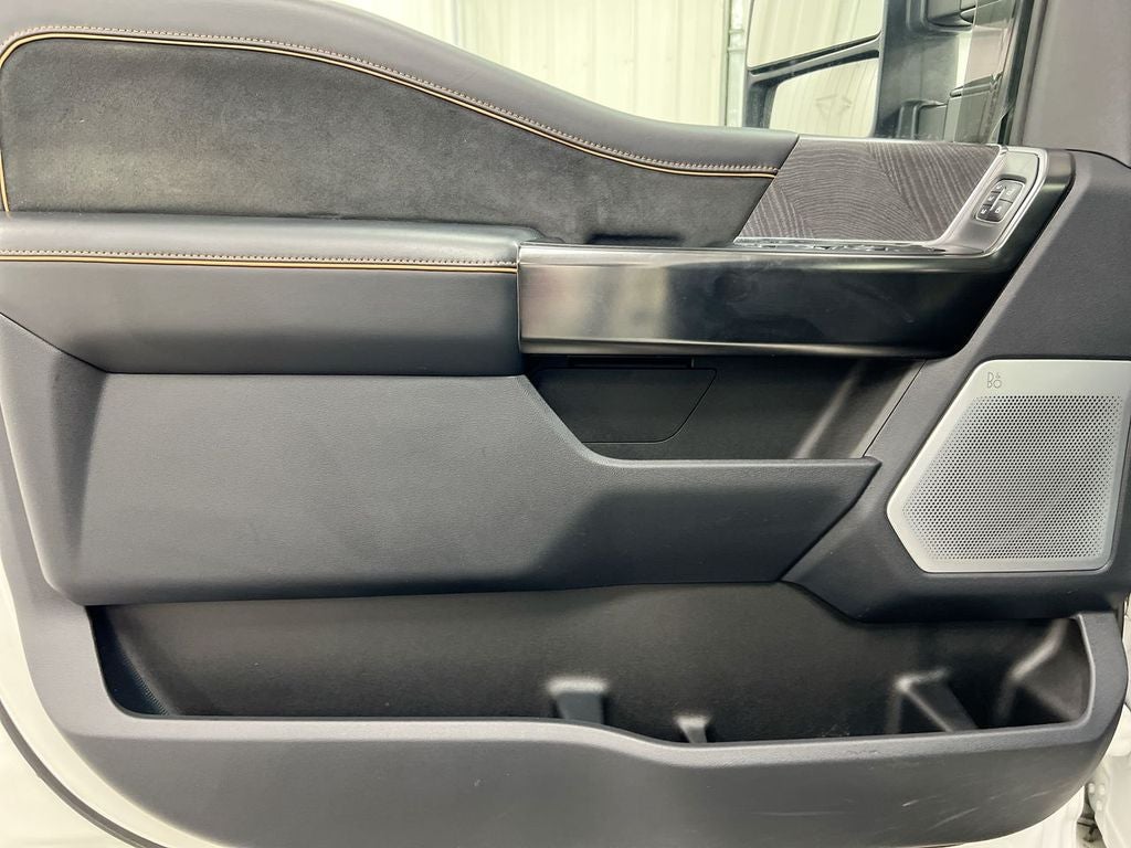 2023 Ford F-450SD Platinum