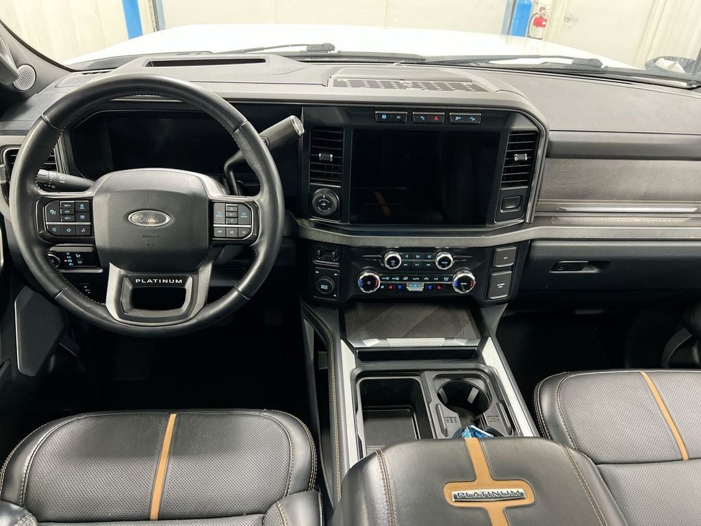 2023 Ford F-450SD Platinum