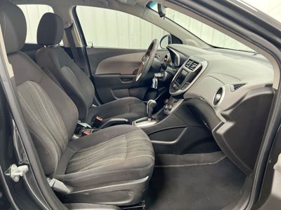 2020 Chevrolet Sonic LT