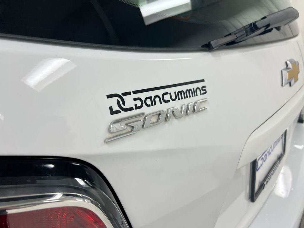 2017 Chevrolet Sonic LT