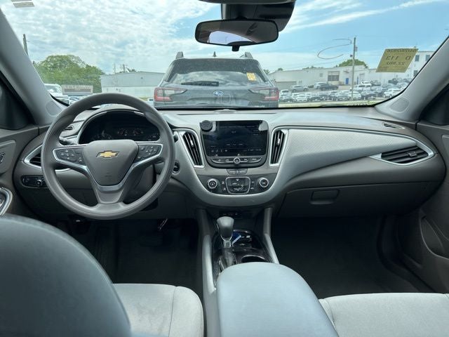 2022 Chevrolet Malibu LS