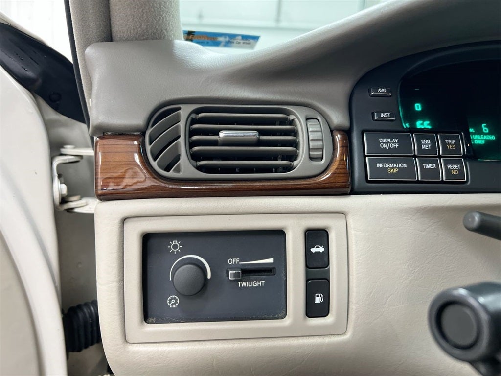 1999 Cadillac DeVille d'Elegance