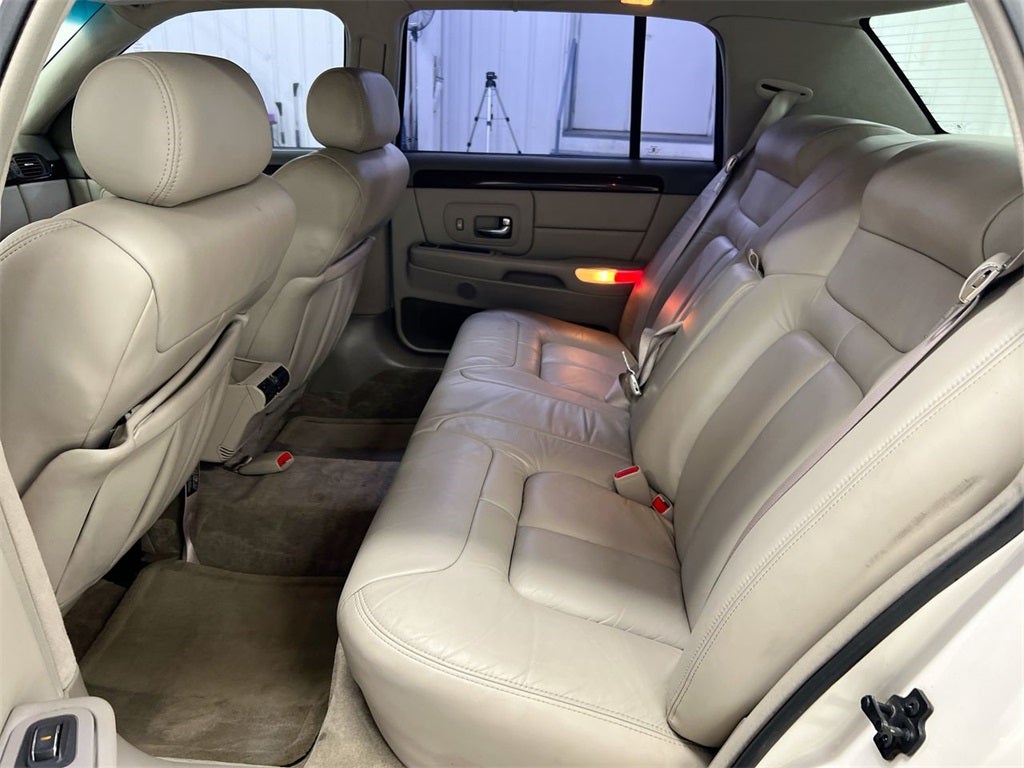 1999 Cadillac DeVille d'Elegance