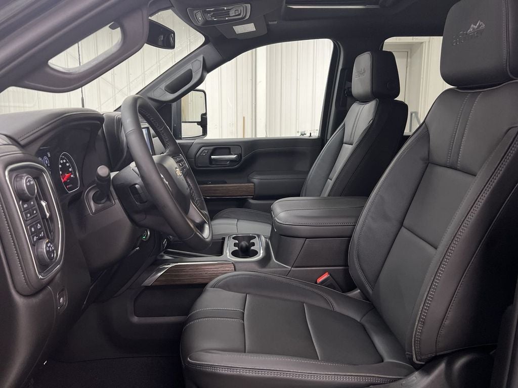 2023 Chevrolet Silverado 2500HD High Country