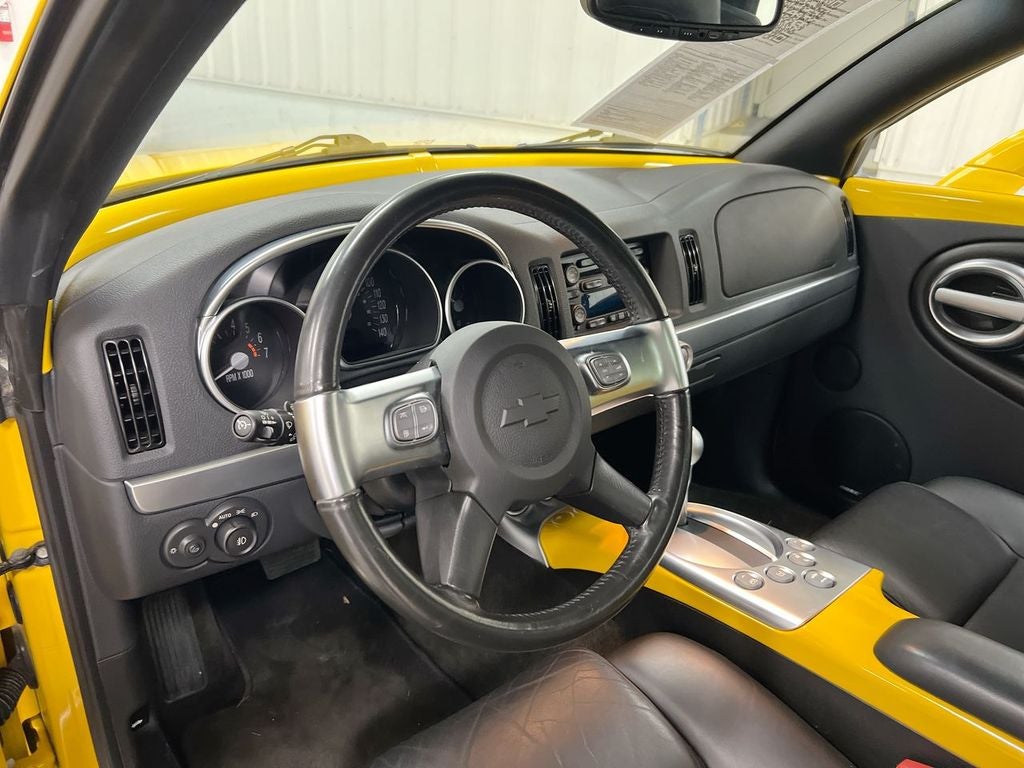 2004 Chevrolet SSR Base