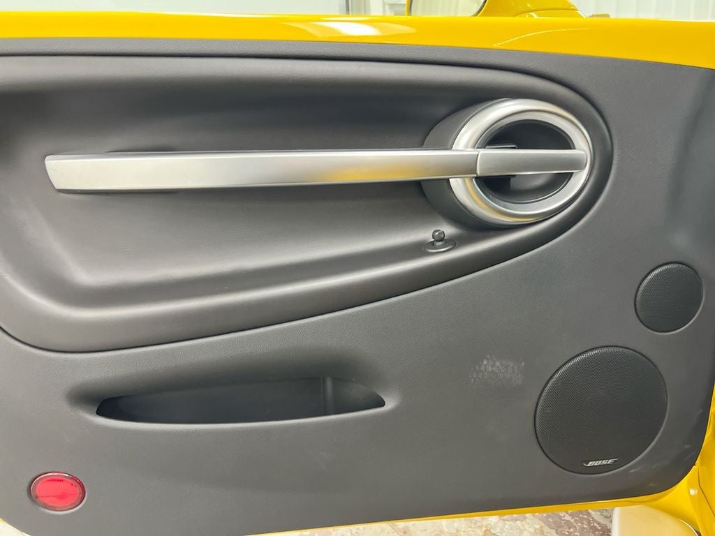 2004 Chevrolet SSR Base