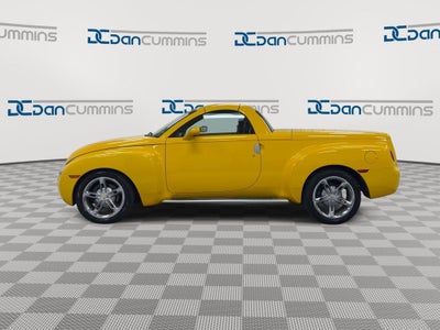2004 Chevrolet SSR Base