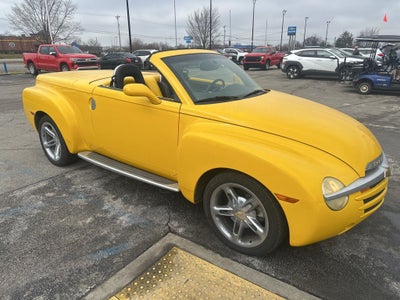 2004 Chevrolet SSR Base