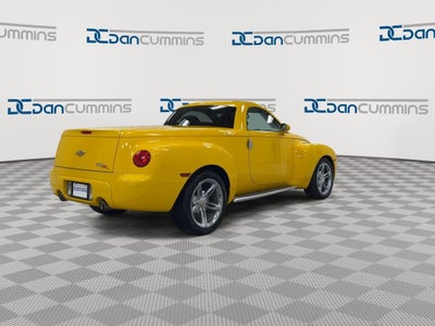 2004 Chevrolet SSR Base
