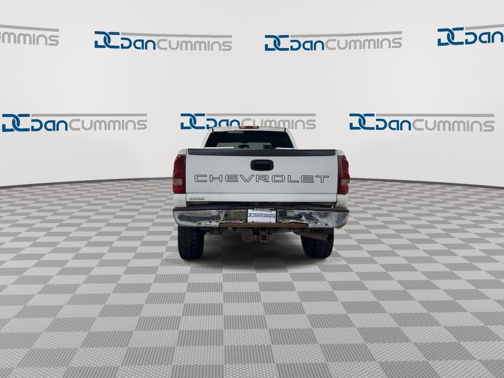 2003 Chevrolet Silverado 2500HD LS