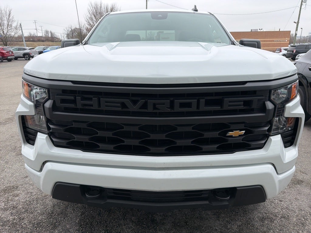 2024 Chevrolet Silverado 1500 Custom