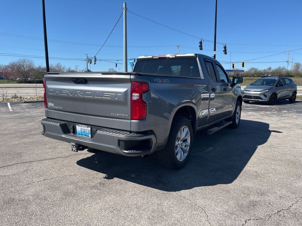 2022 Chevrolet Silverado 1500 LTD Custom