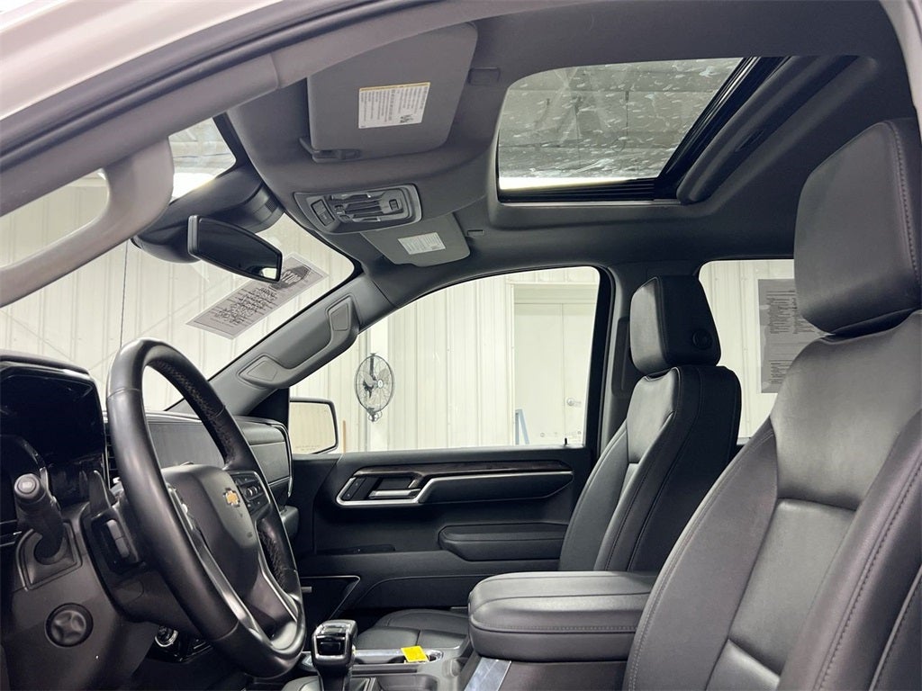 2025 Chevrolet Silverado 1500 LTZ