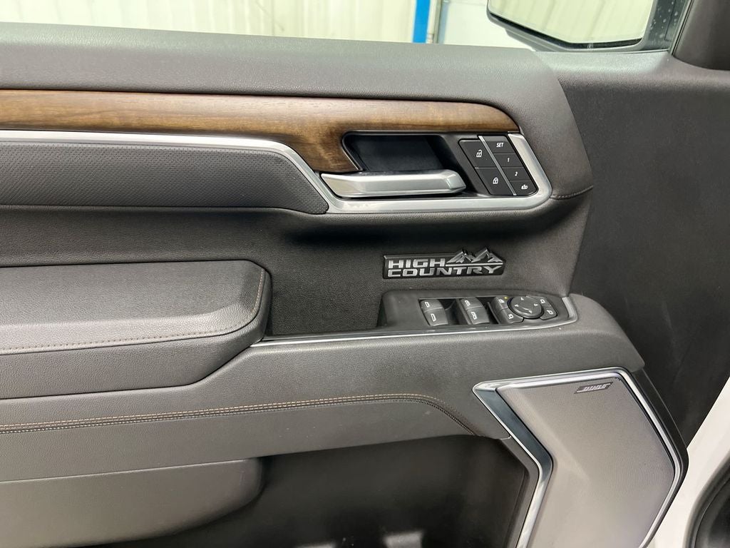 2025 Chevrolet Silverado 1500 High Country