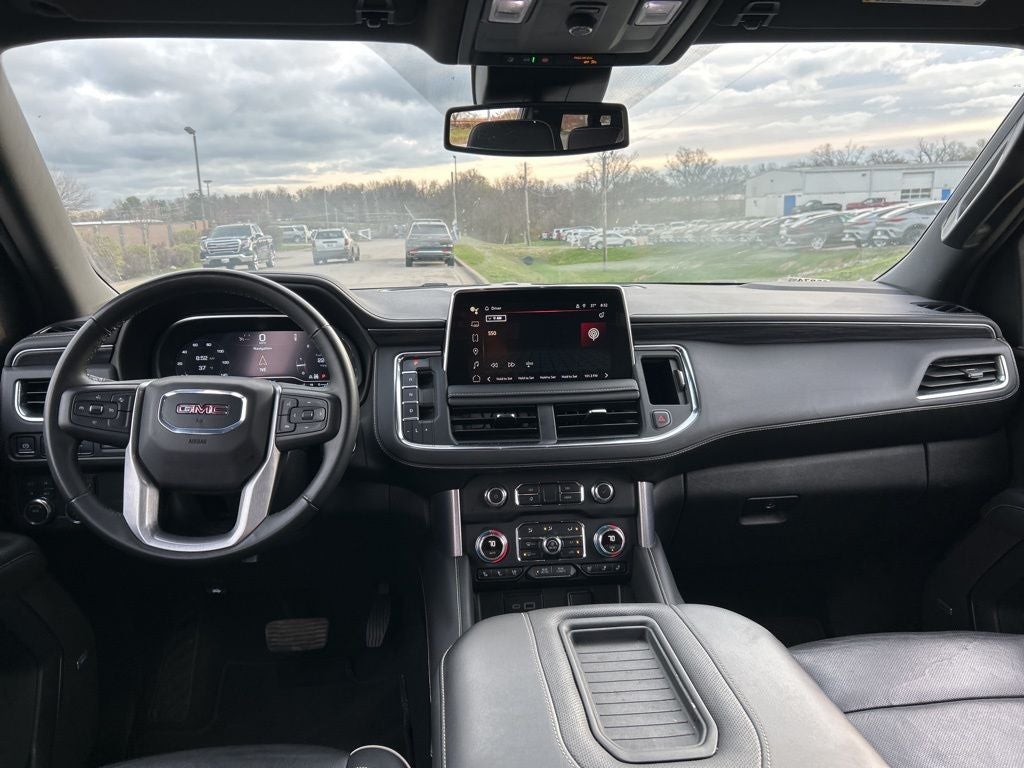 2024 GMC Yukon XL SLT