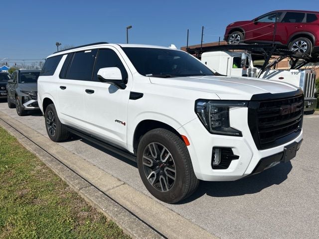 2022 GMC Yukon XL AT4