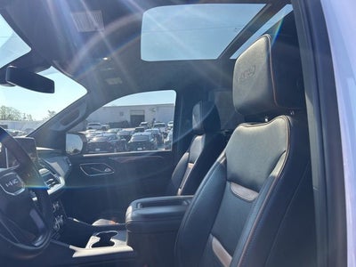 2022 GMC Yukon XL AT4