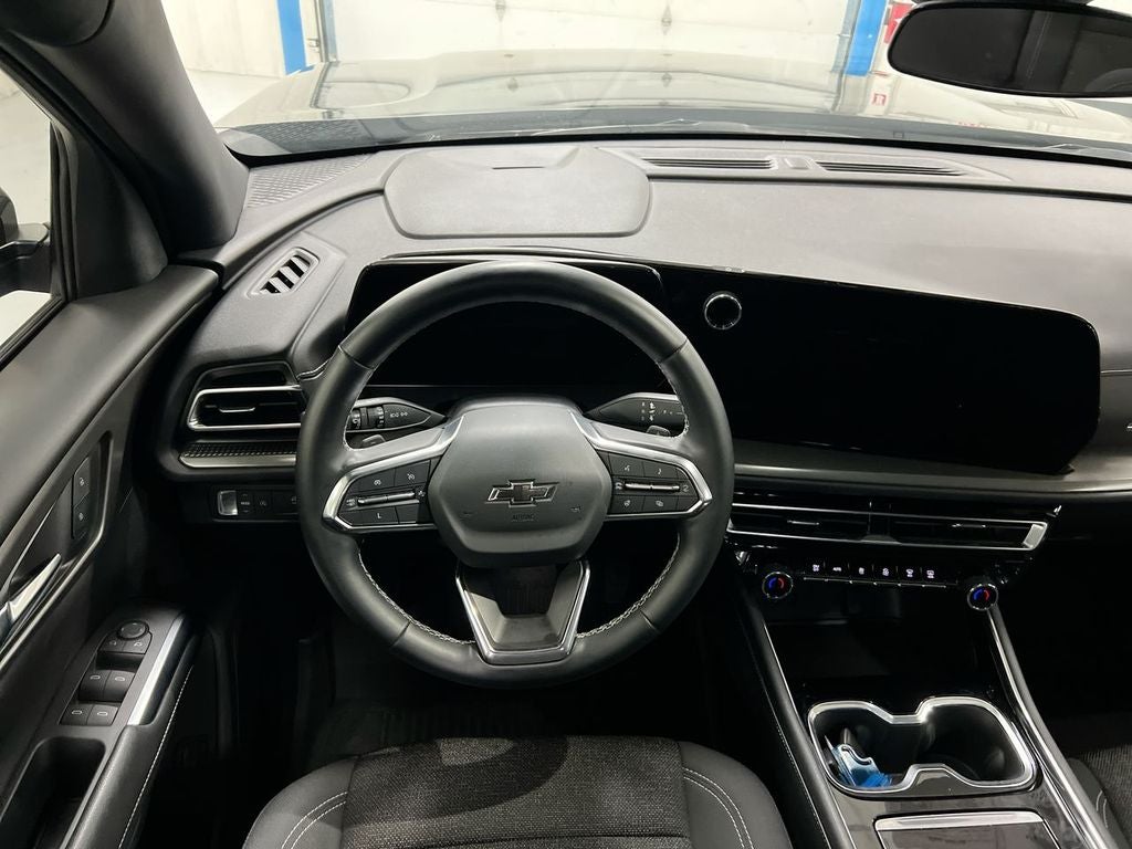 2024 Chevrolet Traverse LS