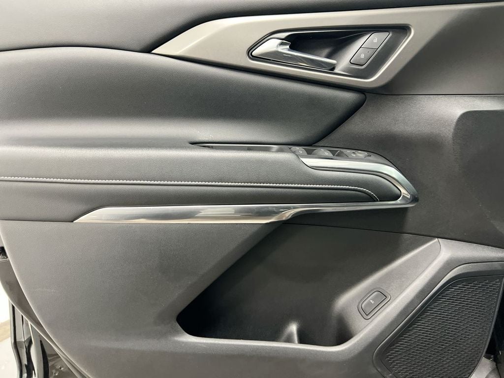 2024 Chevrolet Traverse LS