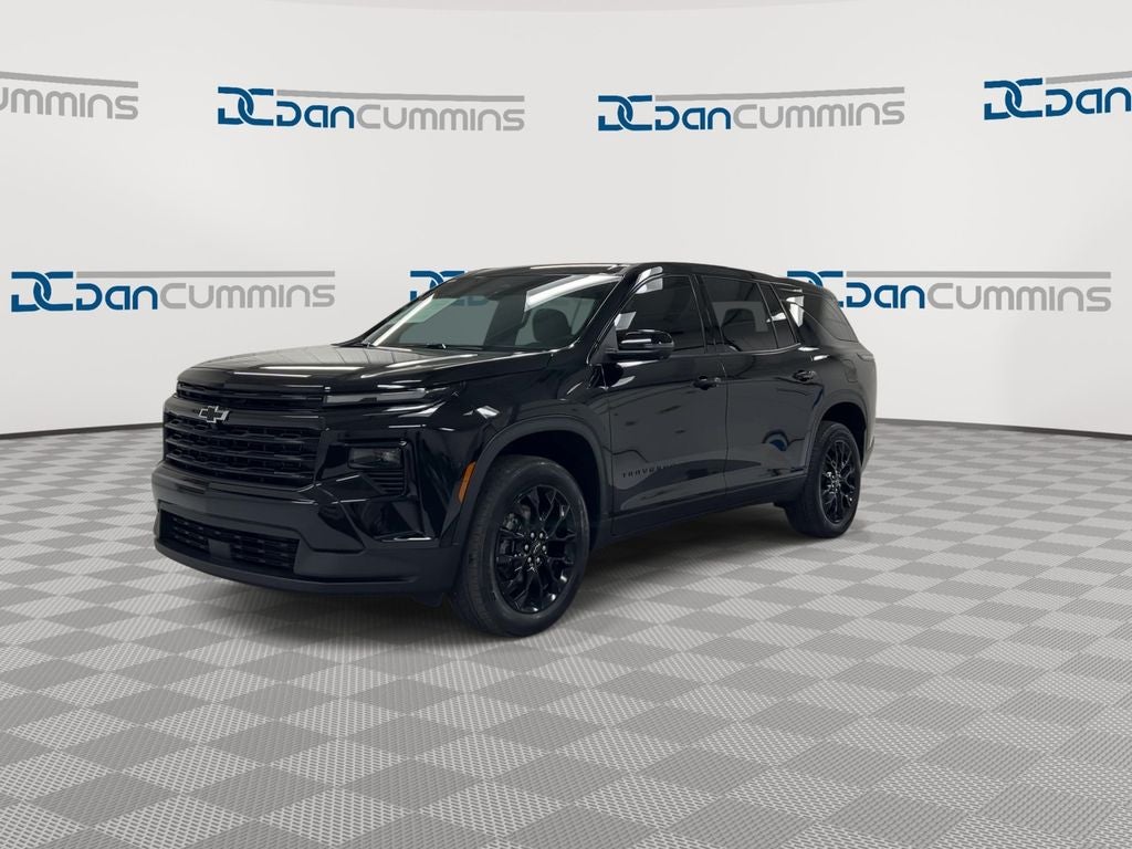 2024 Chevrolet Traverse LS