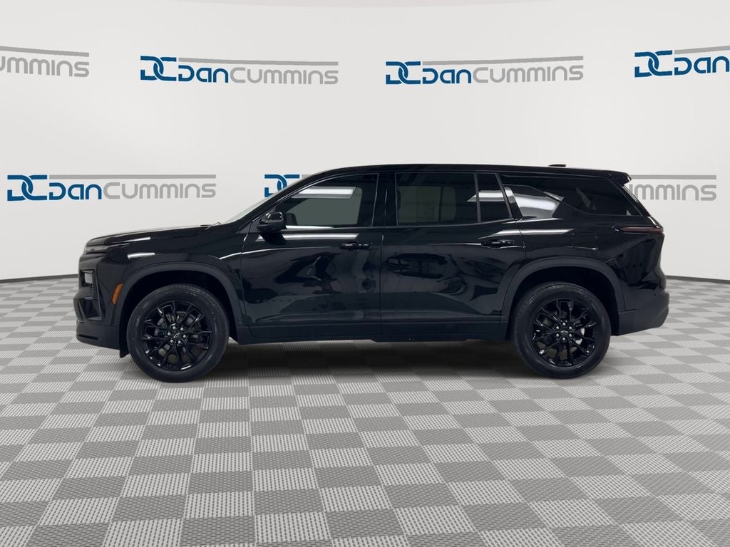 2024 Chevrolet Traverse LS