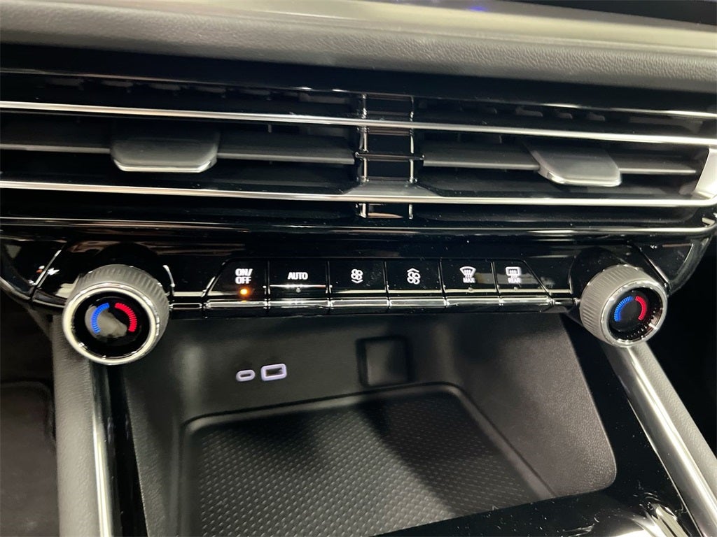 2024 Chevrolet Traverse LS