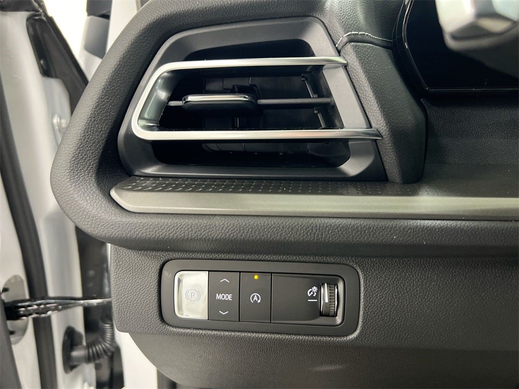 2024 Chevrolet Traverse LS