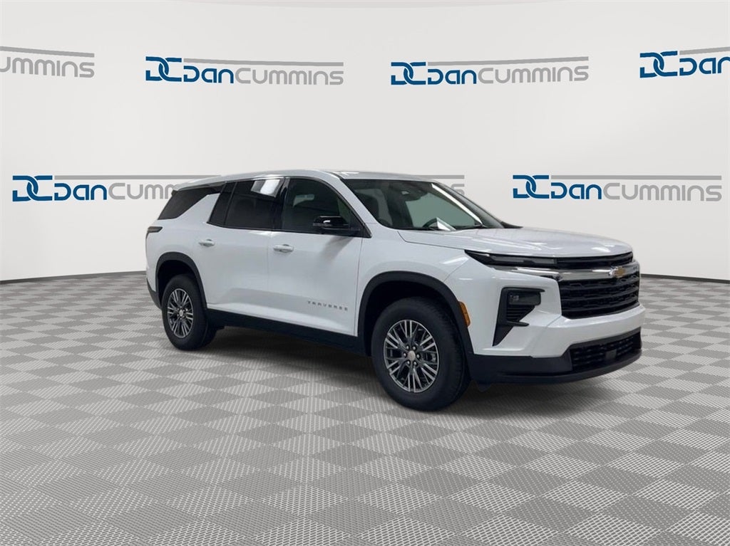 2024 Chevrolet Traverse LS