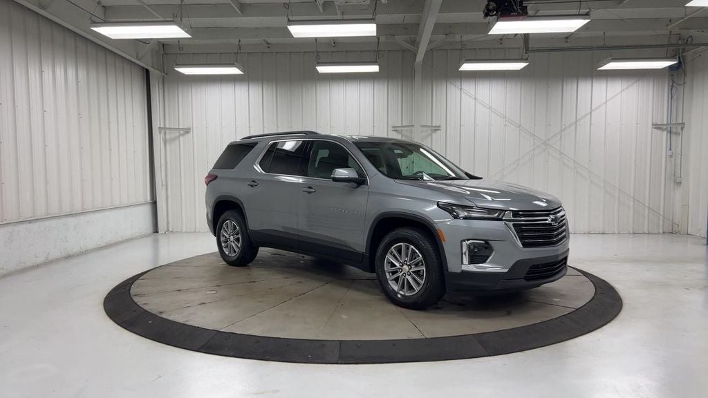 2023 Chevrolet Traverse LT
